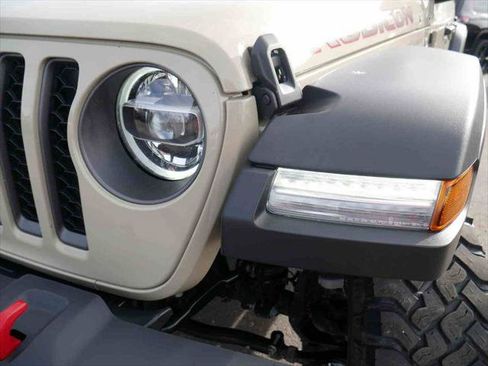 Certified 2020 Jeep Gladiator Rubicon image 32