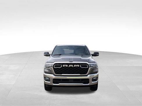 New 2026 RAM 1500 4x4 Crew Cab image 7