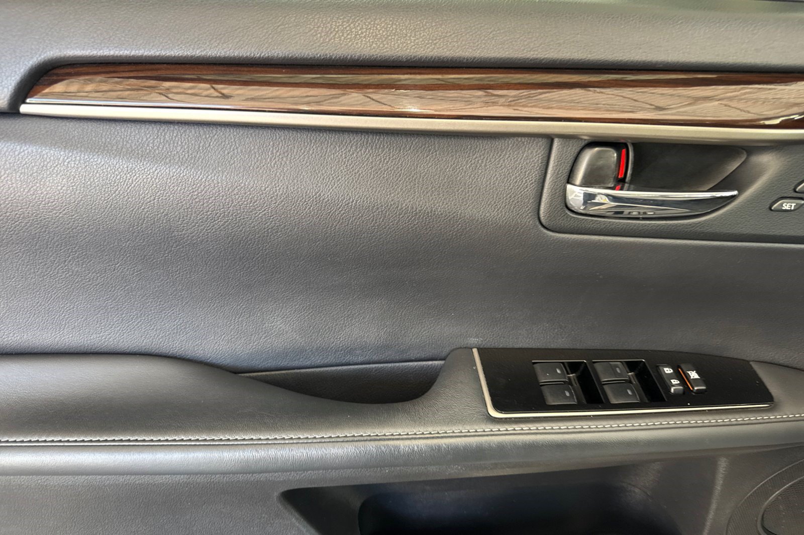 Used 2016 Lexus ES 350 w/ Navigation System Package FWD image 12