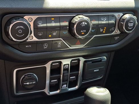 New 2025 Jeep Wrangler Sport S image 10