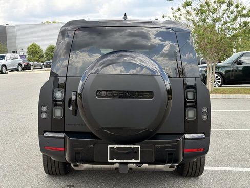 New 2026 Land Rover Defender 130 S AWD/4WD image 4