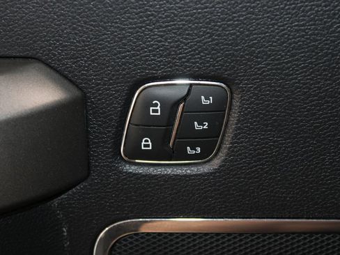 Used 2022 Ford F250 Platinum AWD/4WD image 41