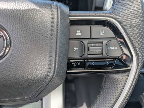 Used 2025 Toyota Tundra Platinum AWD/4WD image 34