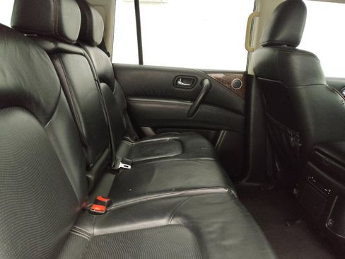 Used 2018 Nissan Armada SL w/ Premium Package image 19