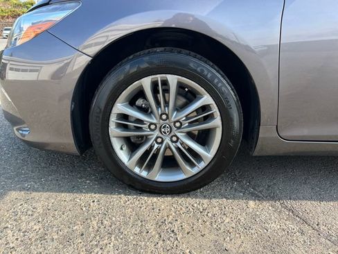 Used 2017 Toyota Camry SE FWD image 27