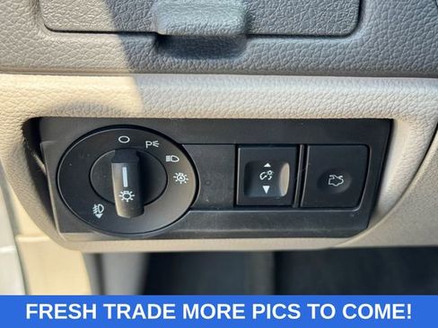 Used 2011 Ford Fusion SE w/ 202A Rapid Spec Order Code FWD image 26