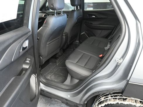 Used 2023 Chevrolet TrailBlazer RS w/ Convenience Package image 17