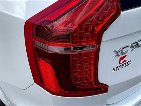 Used 2023 Volvo XC90 T8 Plus AWD/4WD image 23