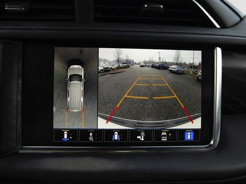 Used 2022 GMC Yukon Denali w/ Max Trailering Package AWD/4WD image 11