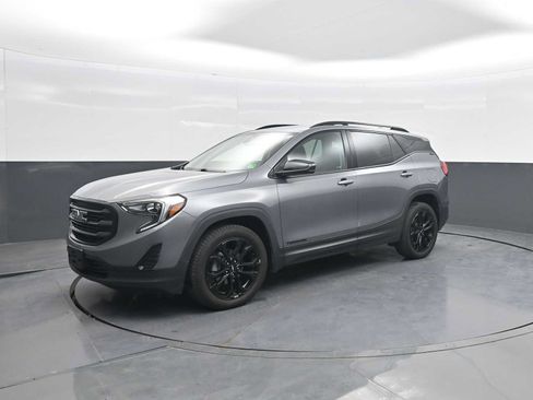 Used 2021 GMC Terrain SLE w/ Driver Convenience Package AWD/4WD image 4