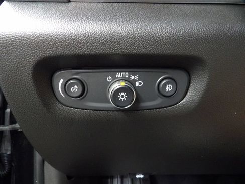 Used 2021 Chevrolet Traverse RS w/ LPO, Floor Liner Package AWD/4WD image 53