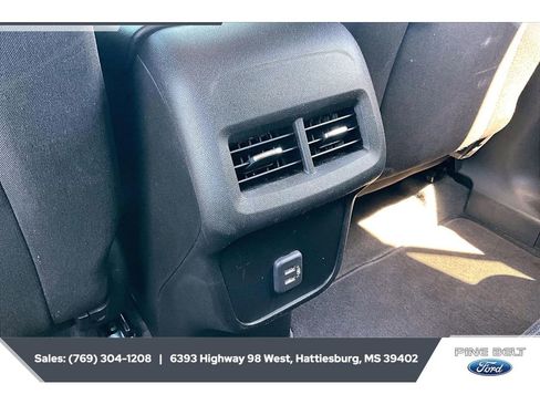 Used 2022 Chevrolet Equinox LS FWD image 22