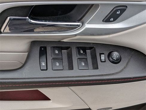 Used 2012 GMC Terrain SLT image 16