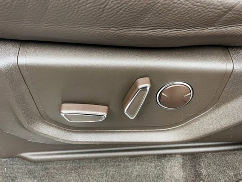 Used 2024 Ford Expedition King Ranch image 21