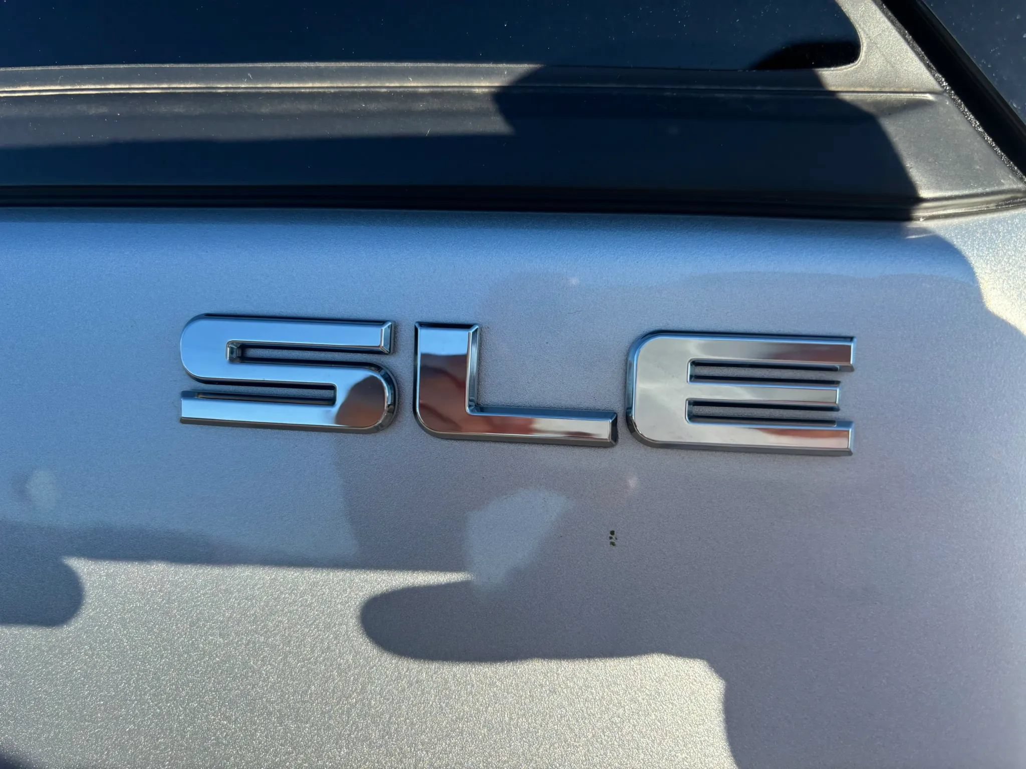 Used 2019 GMC Terrain SLE w/ Driver Convenience Package AWD/4WD image 3
