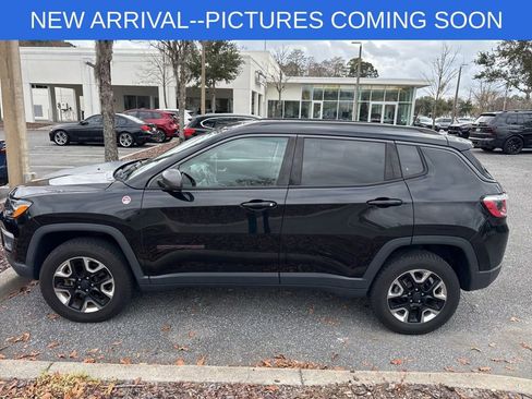 Used 2018 Jeep Compass Trailhawk w/ Leather Interior Group image 1