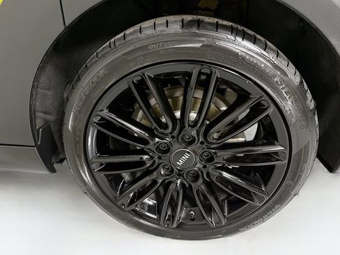 Certified 2024 MINI Cooper S FWD image 31