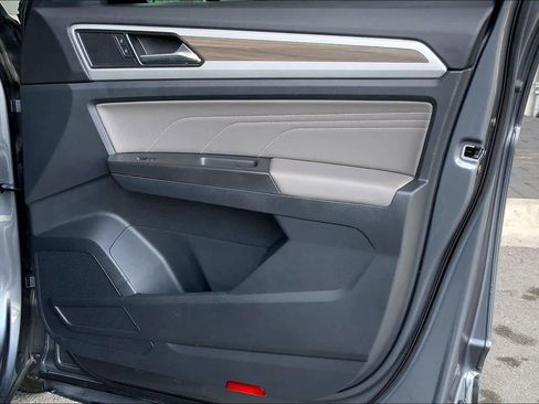 Used 2023 Volkswagen Atlas SEL image 23