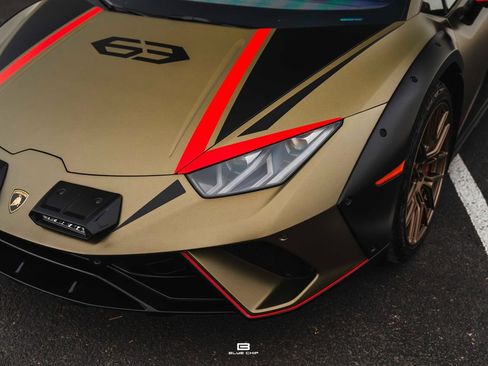 Used 2024 Lamborghini Huracan Sterrato image 21