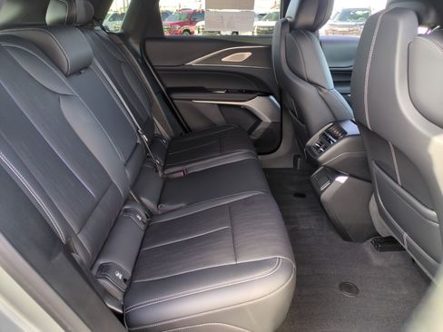 Certified 2024 Cadillac Lyriq Sport image 27