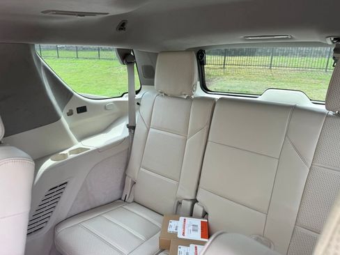 New 2026 Cadillac Escalade Platinum Sport w/ LPO, ONYX Package AWD/4WD image 23