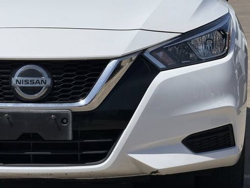 Used 2022 Nissan Versa S FWD image 8