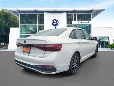 Certified 2026 Volkswagen Jetta Sport FWD image 3