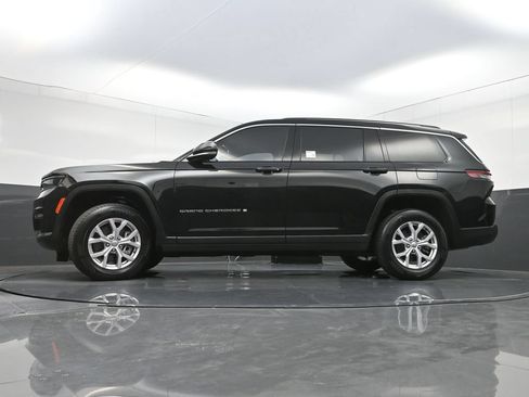Used 2022 Jeep Grand Cherokee L Limited RWD image 34