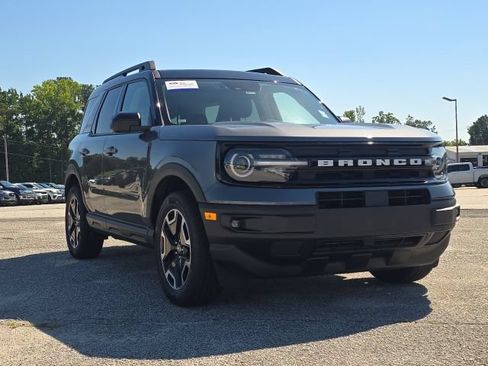 Used 2022 Ford Bronco Sport Outer Banks w/ Tech Package AWD/4WD image 7