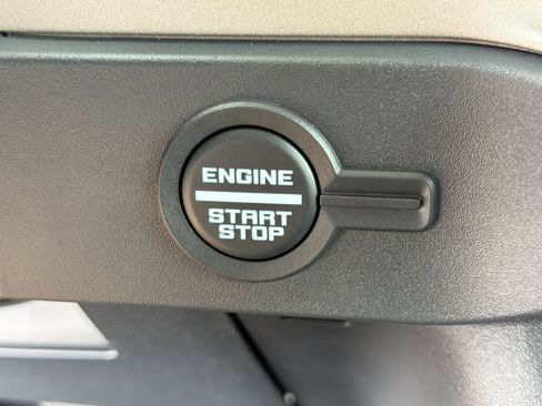 New 2026 Ford Bronco Outer Banks AWD/4WD image 12