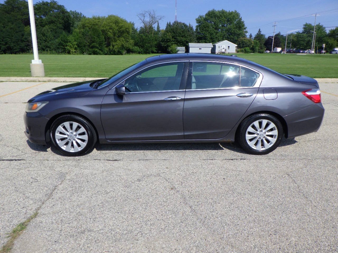 Used 2013 Honda Accord Touring image 2