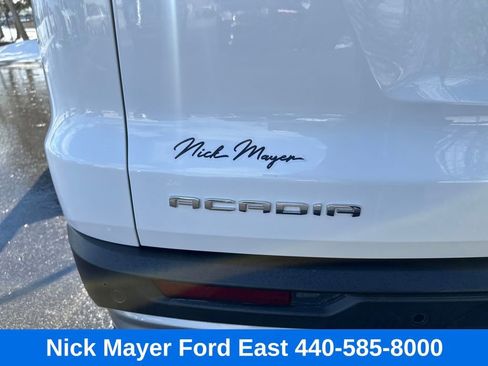 Used 2024 GMC Acadia Elevation image 26