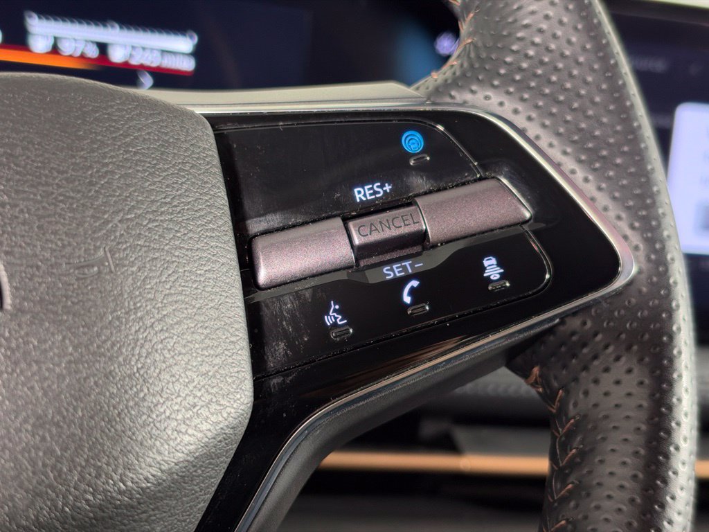 Certified 2023 Nissan Ariya FWD image 19
