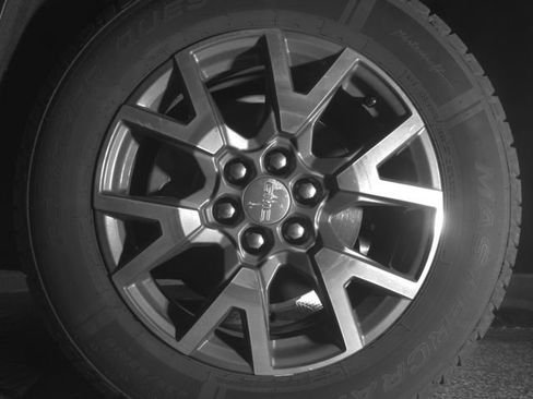 Used 2020 GMC Acadia SLE w/ Driver Convenience Package FWD image 20