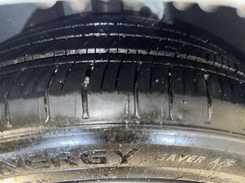 Certified 2024 Honda Accord EX image 12