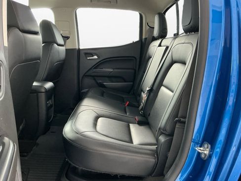 Used 2018 GMC Canyon SLT w/ Driver Alert Package AWD/4WD image 16
