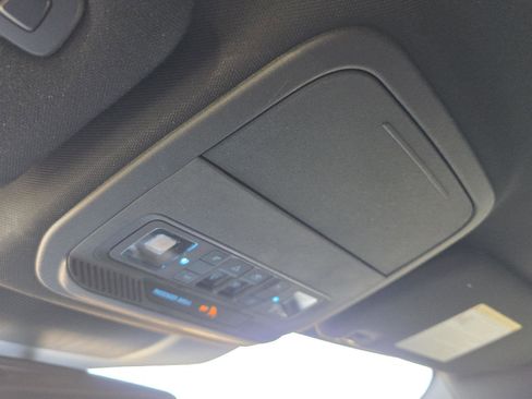 Used 2020 Ford Explorer Platinum w/ Premium Technology Package image 22