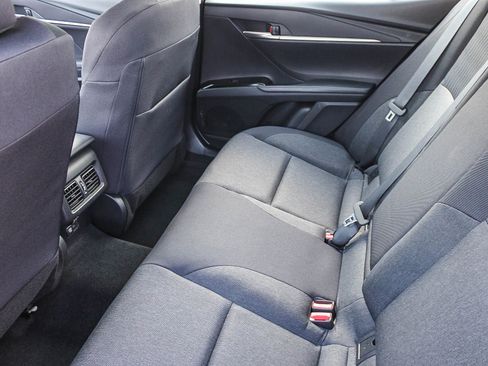 Used 2025 Toyota Camry LE image 19