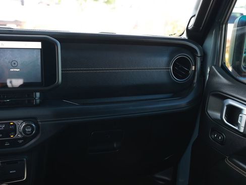 Used 2024 Jeep Wrangler Rubicon 392 image 28