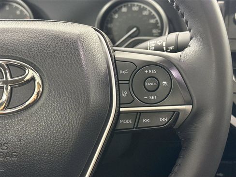 Certified 2023 Toyota Camry XLE FWD image 18