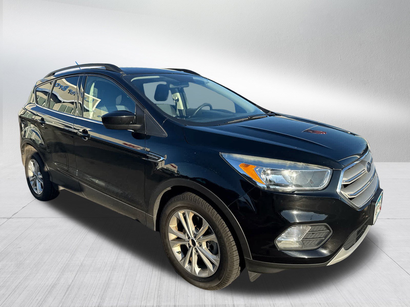 Used 2018 Ford Escape SE AWD/4WD image 4