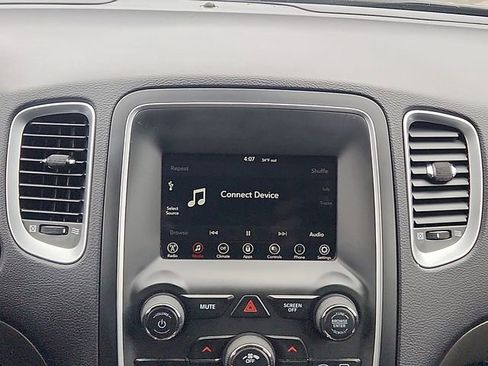 Used 2020 Dodge Durango SXT w/ 3rd Row Seating Group AWD/4WD image 16