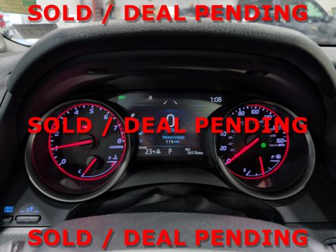 Used 2021 Toyota Camry XSE image 7