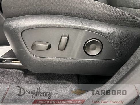 Used 2025 GMC Acadia Elevation FWD image 30
