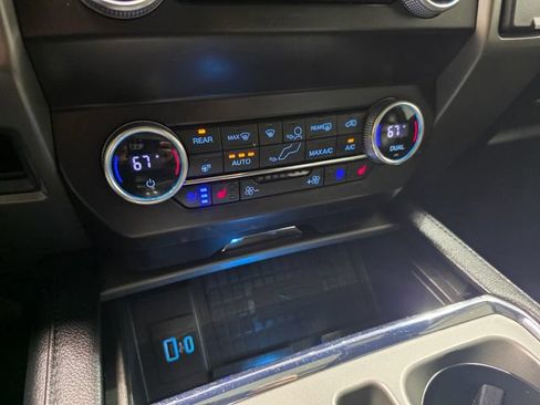 Used 2021 Ford Expedition Max XLT AWD/4WD image 24