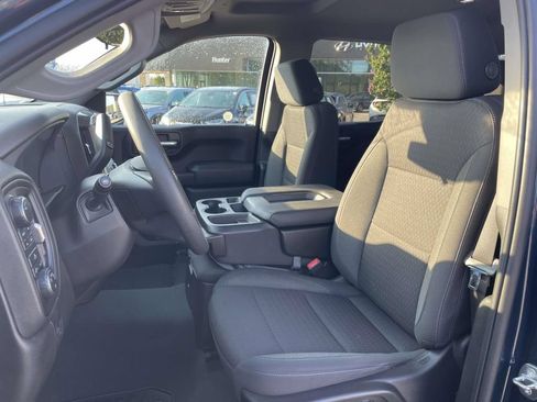 Used 2022 Chevrolet Silverado 1500 Custom AWD/4WD image 8