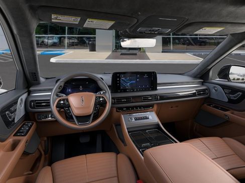 New 2026 Lincoln Aviator Black Label w/ Dynamic Handling Package AWD/4WD image 9