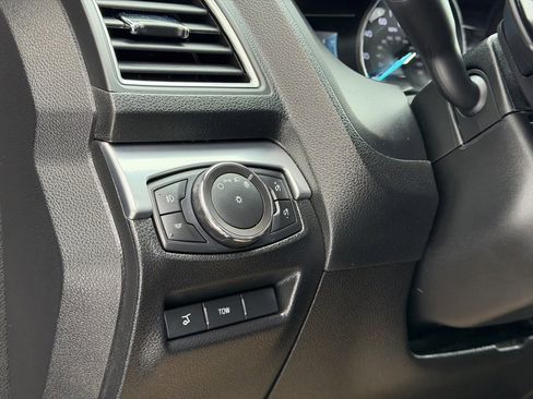 Used 2018 Ford Explorer Sport image 25