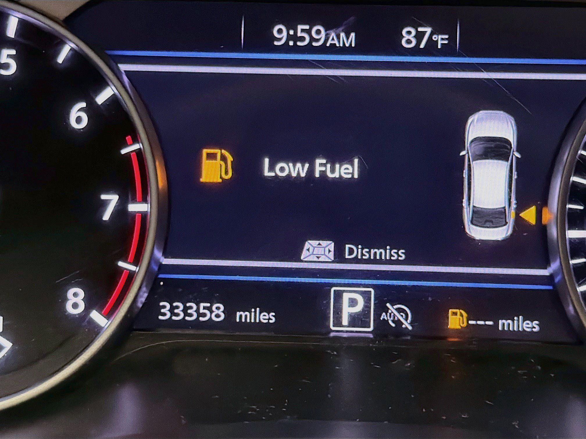 Used 2025 Nissan Sentra SV FWD image 16