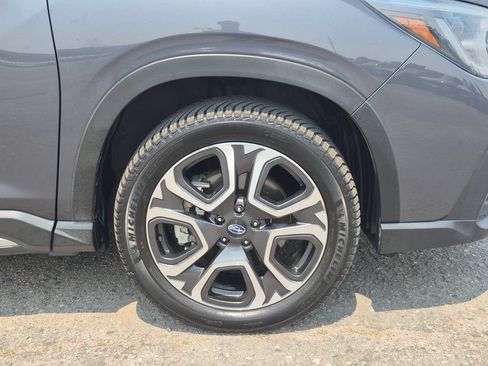 Used 2024 Subaru Ascent Touring AWD/4WD image 18